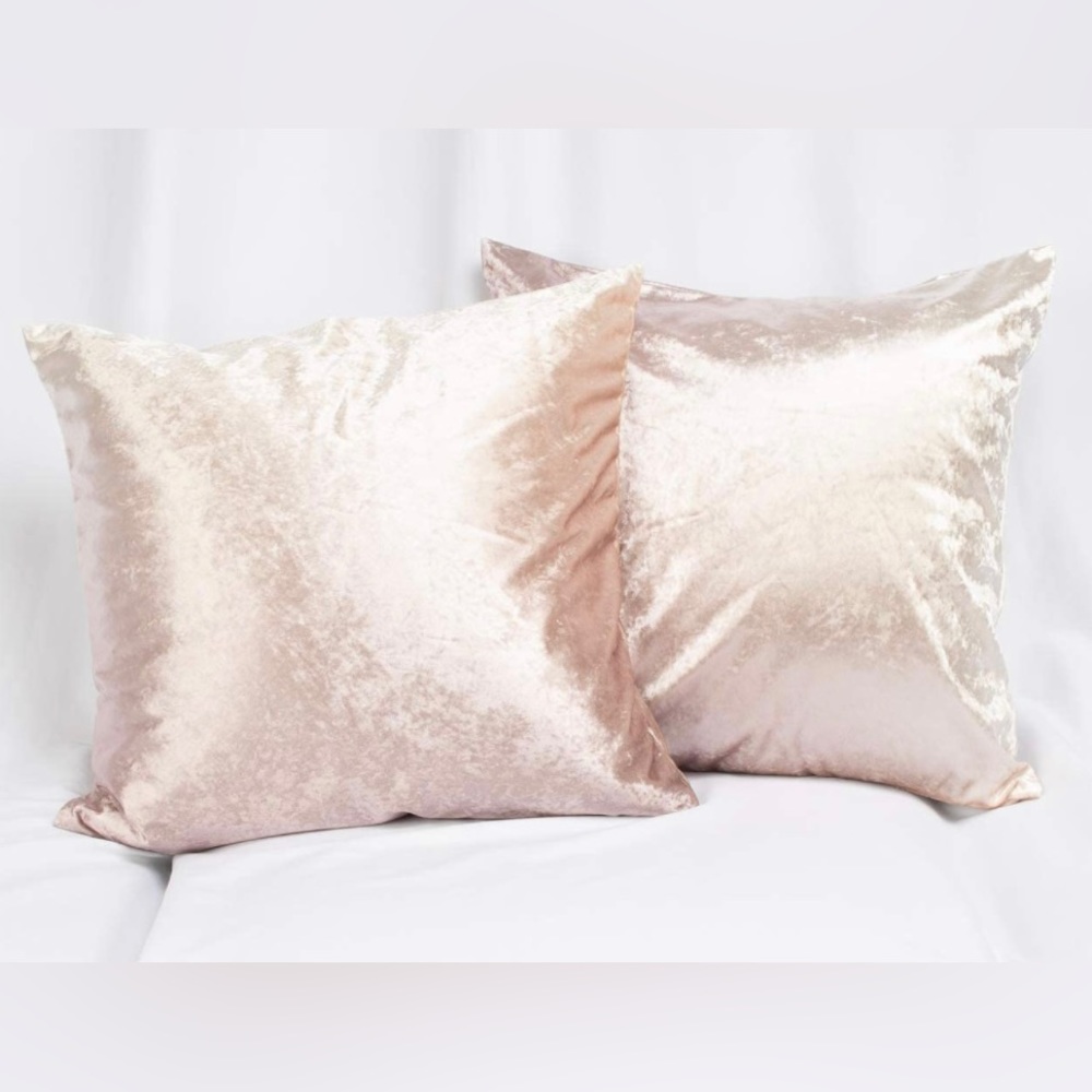 Velvet Throw Pillow Covers Soft Soild Decorative Cases Pink 20x20 Inch set of 2